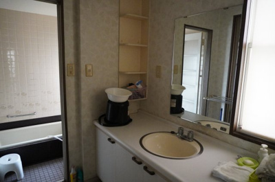 【洗面所】 | 西際波台三丁目中古住宅