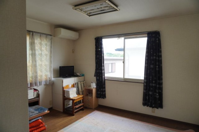 【洋室】 | 西際波台三丁目中古住宅