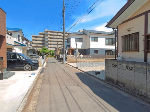 所沢市けやき台1丁目・全2棟　新築一戸建　1号棟　～3階建～の前面道路含む現地写真|現地写真（2026年5月19日撮影）