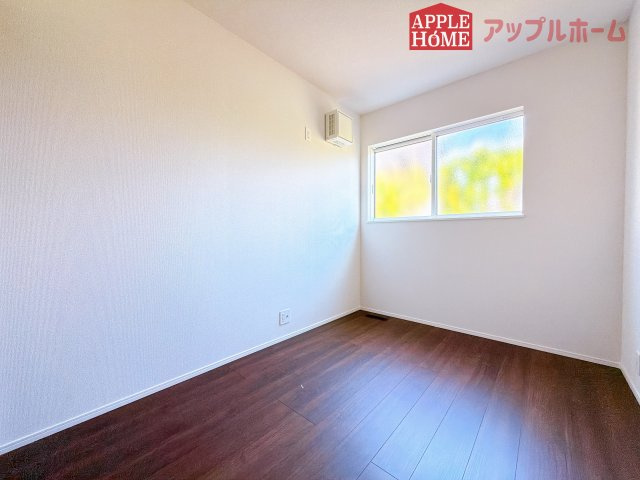 [新築住宅] 鶴ヶ島市中新田 第1期 全3棟の洋室|居室は全室収納あり！たっぷりある収納活用でお部屋もキレイを保てます♪