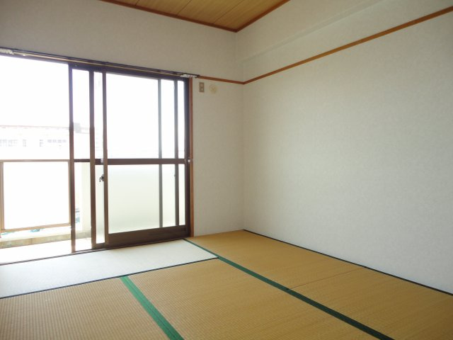 コーポ水田の和室