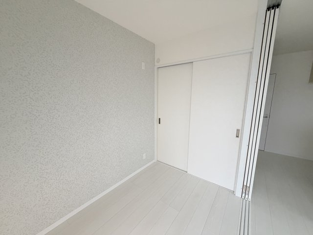 アリシア畑原通の洋室