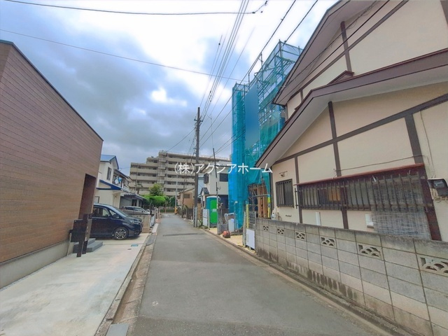 所沢市けやき台1丁目・全2棟　新築一戸建　2号棟　～3階建～の前面道路含む現地写真|現地写真（2026年7月28日撮影）