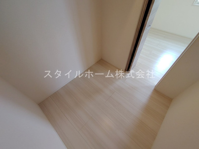 【内装】 | プラシード | 別部屋写真です。
