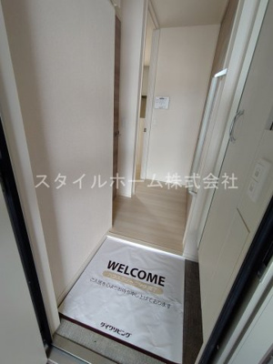 【玄関】 | プラシード | 別部屋写真です。