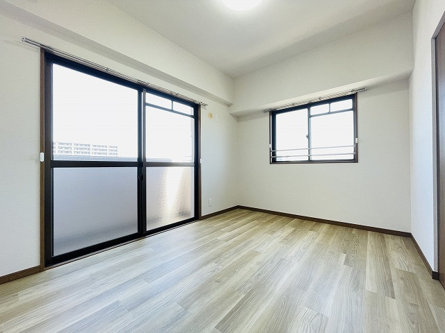 【洋室】 | ロワールマンション古賀
