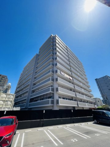 【外観】 | ロワールマンション古賀 | 鹿児島本線【古賀駅】まで徒歩5分◎最寄りショッピングセンターも徒歩圏内と近く、便利な住環境です