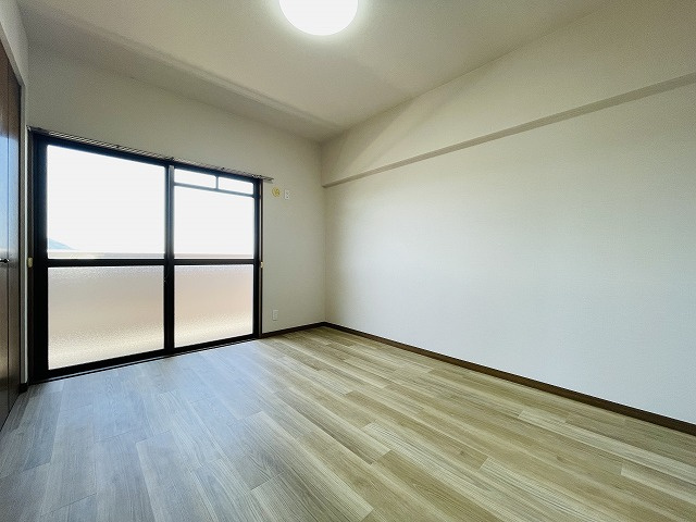 【洋室】 | ロワールマンション古賀