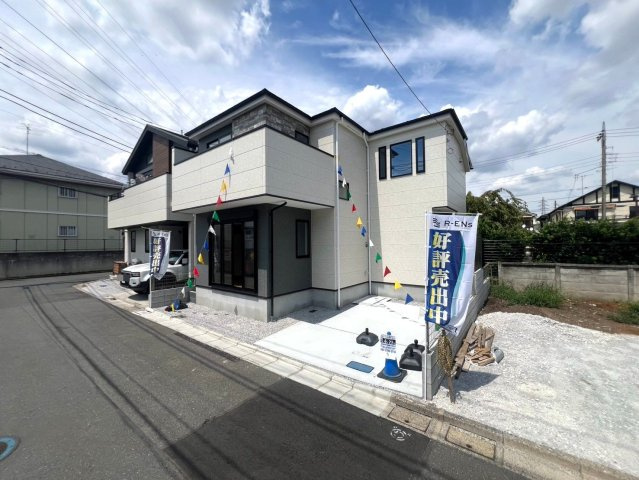 【外観】 | 練馬区南大泉４丁目　新築戸建て | 落ち着きと品格を感じる、存在感ある美しい佇まいの住まいです
