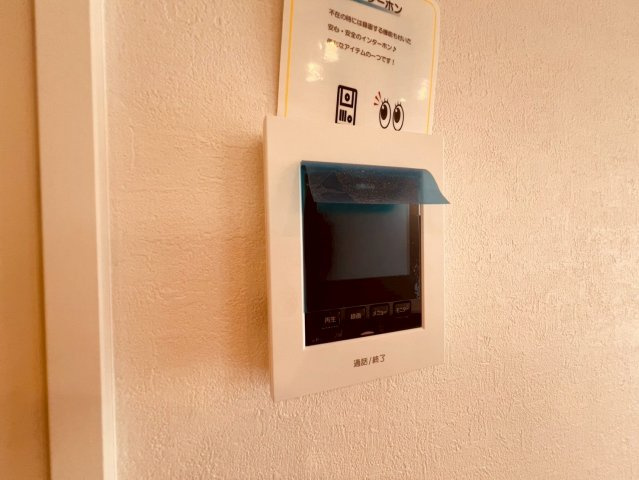 【防犯設備】 | 練馬区南大泉４丁目　新築戸建て | 来訪者を映像で確認できる安心のTVモニター付きインターホン