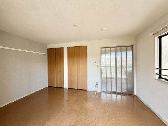 ディアス新栄の居間・リビング