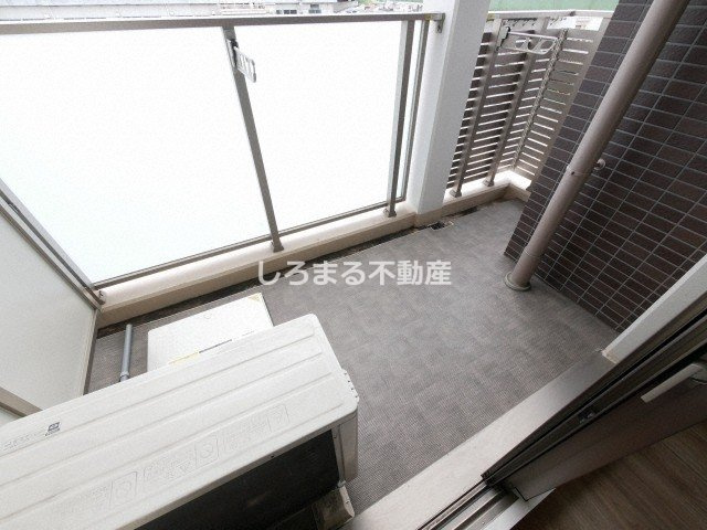 S-FORT難波西のバルコニー