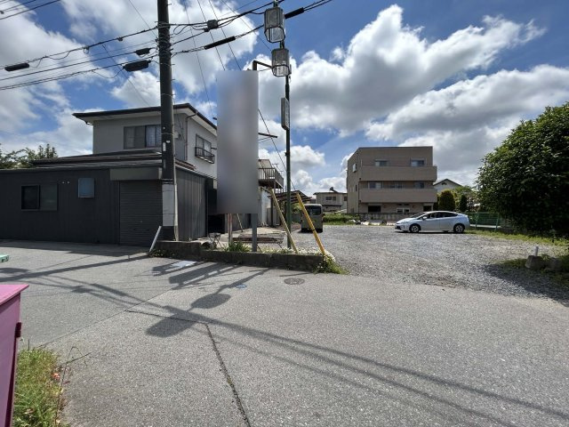 牛久町　6号沿い　店舗・事務所の外観|前面道路から見た現地