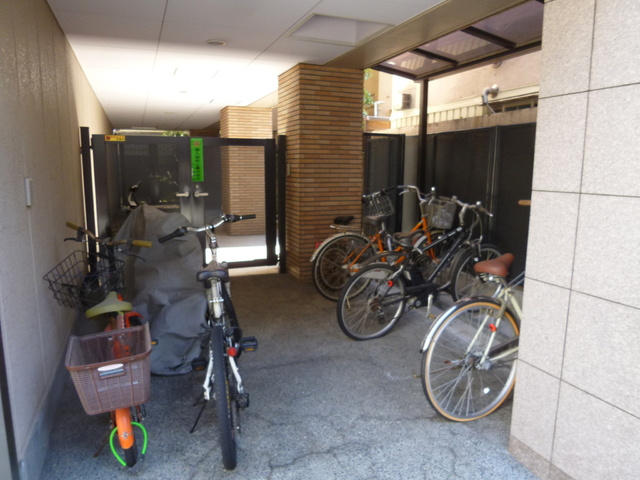 新宿区神楽坂３丁目の賃貸マンションのその他共用部分|★駐輪場★