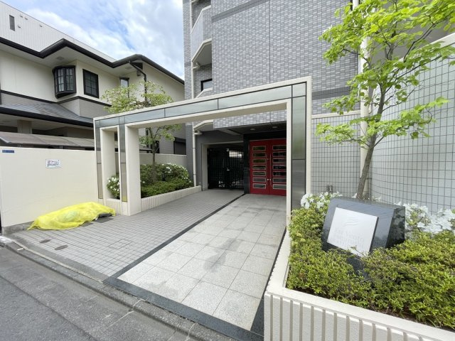 エストビエント住吉ラフィナートのエントランス|共用部・エントランス