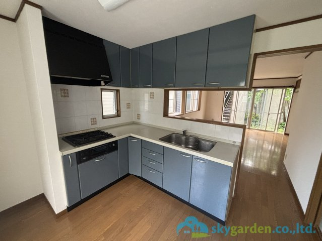 秦野市南矢名　中古戸建のキッチン