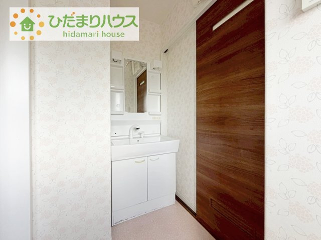 【独立洗面台】 | 結城市大字山川新宿　中古戸建 | シンプルで使い勝手の良い独立洗面台！
