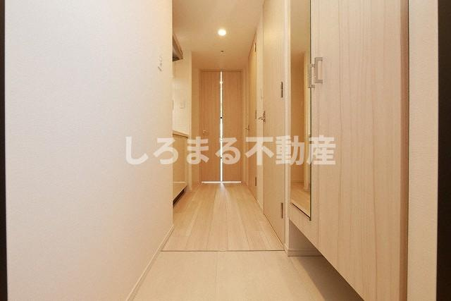 S-RESIDENCE堺筋本町Deuxの玄関