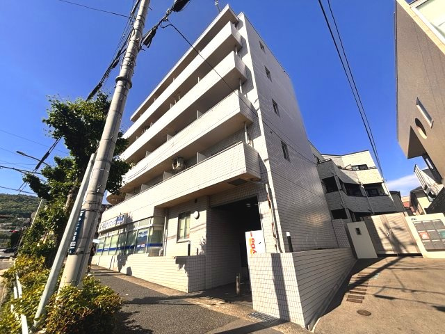 リモージュ岡本の外観