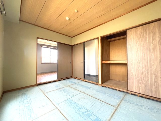 メゾンベルエールの和室