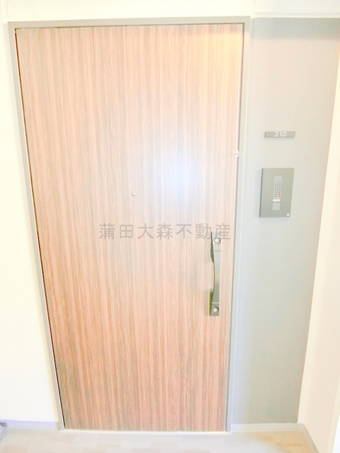 RJRプレシア蒲田の玄関