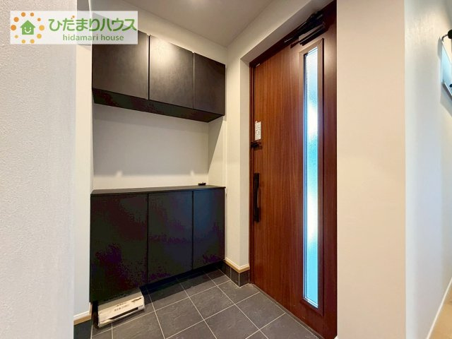 【玄関】 | 桜川市真壁町下谷貝　中古戸建 | 丁度良い靴箱のサイズ♪これだけあれば家族全員の靴がしまえてスッキリ(^O^)