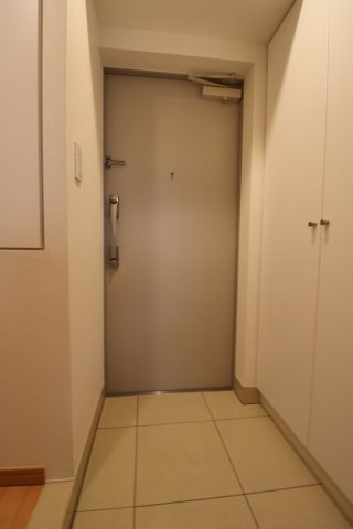 【玄関】