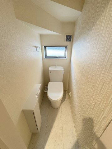 八潮市八潮7丁目　新築戸建　全5棟　3号棟のトイレ|同施工会社の参考写真になります。