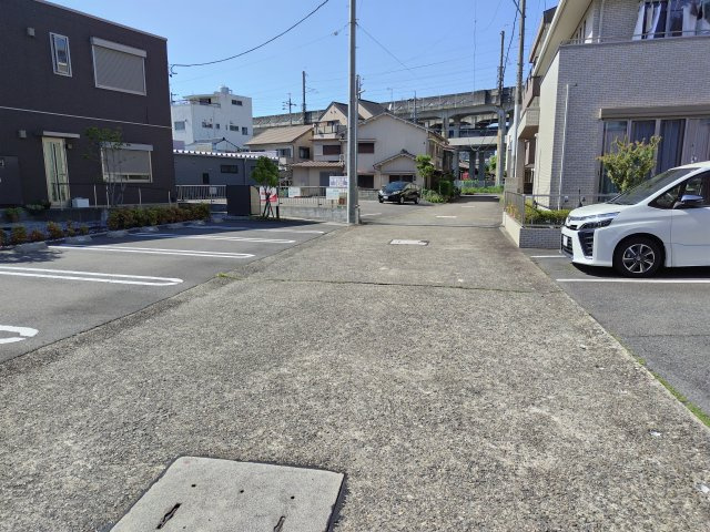 ６４８８９　岐阜市安宅町１丁目土地の前面道路含む現地写真