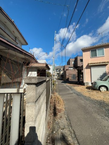 ６４８８９　岐阜市安宅町１丁目土地の前面道路含む現地写真