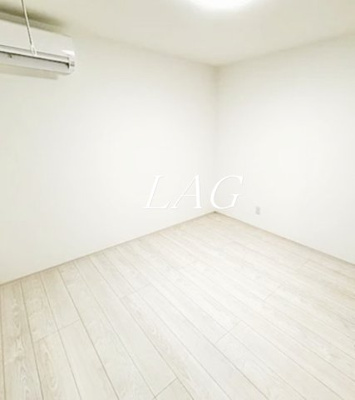 【居間・リビング】 | Ｒｅｂｅｒｔｙ五反野Ⅰ | 洋室のお部屋です。