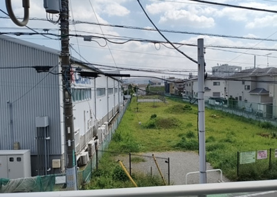 【展望】 | ジョイフルハイツⅡ南林間 | 眺望の良さを楽しめるダイニングキッチンで家族団らんの時間を過ごしてはいかがでしょうか。バルコニーから見える景色を家族で眺める時間は、時間が経つのを忘れてしまいそうですね。是非、現地を見に行きましょう！