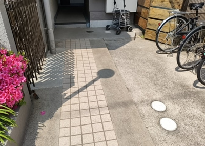 【駐車場】 | ジョイフルハイツⅡ南林間 | 車一台あたりに必要なスペースは、標準サイズの普通自動車で横幅2m50cm、長さ5mは必要になります。ただし、乗降のことも考慮して横幅3m30cm、長さ5m50cmほどは確保できるところを選びましょう。