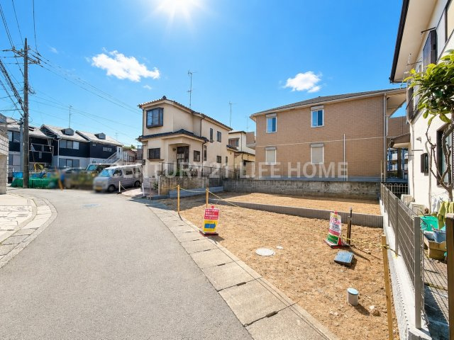 【前面道路含む現地写真】 | ＪＲ横浜線「小机」新築戸建 | 前面道路含む現地写真です