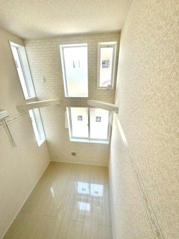 横浜市南区三春台のアパートの内装