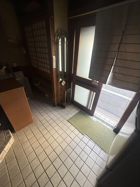 シャトー松山の内装