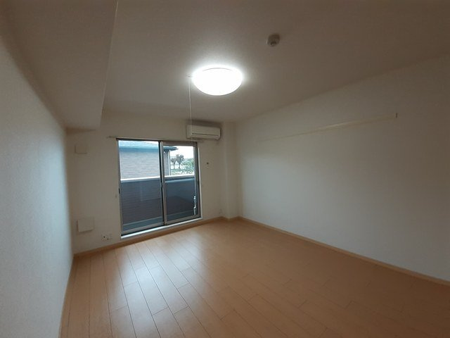 アベニュー