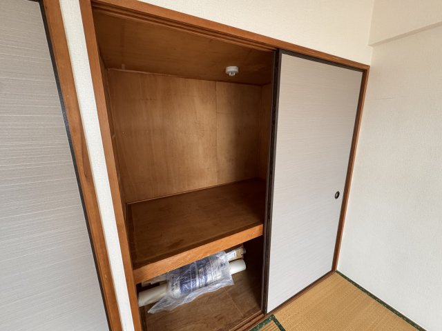 オリエンタル小倉南弐番館の収納