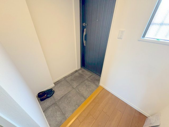 ハビタットセレッソⅢの玄関|※建築中の為、実際のお部屋と仕様が異なるケースがございます。