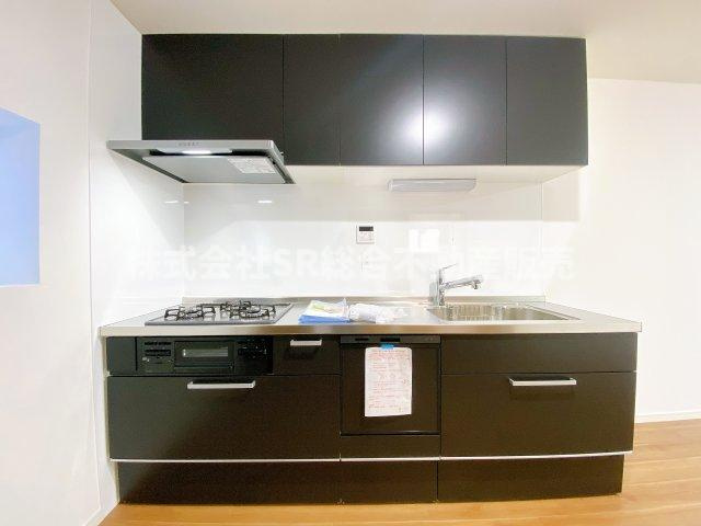 川田1丁目中古戸建のキッチン|新調されたばかりのシステムキッチン♪設備が充実しており快適にお料理できます！
