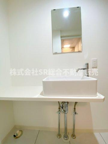 川田1丁目中古戸建の独立洗面台|シンプルで使いやすい洗面台です！