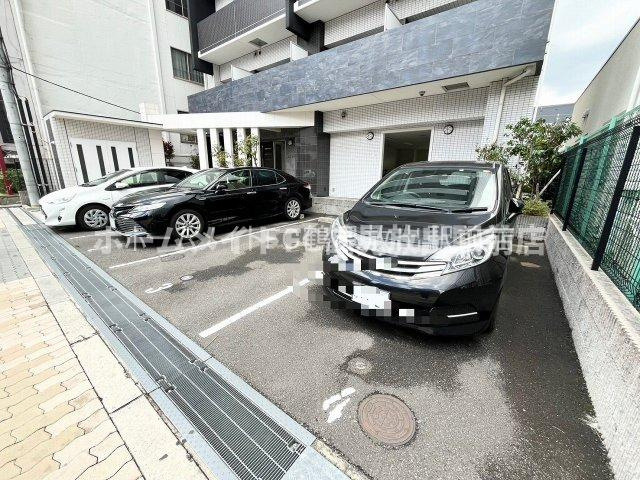大阪市東成区深江北２丁目の賃貸マンションの駐車場