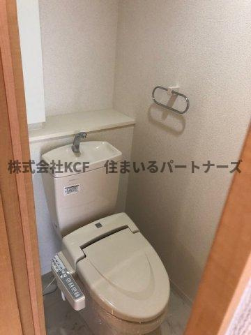 メゾンクラウン大手山のトイレ|ゆったりとした空間のトイレです