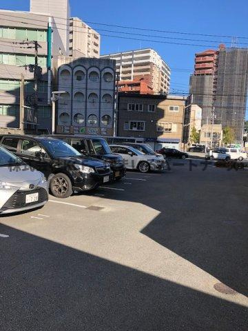 メゾンクラウン大手山の駐車場|駐車場です