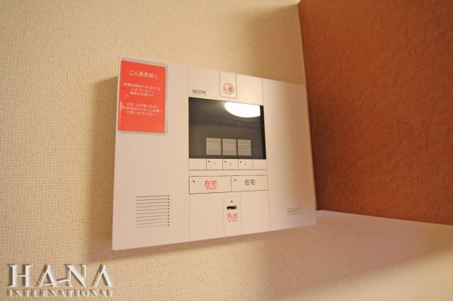 鎌ケ谷市富岡３丁目のアパートのセキュリティ