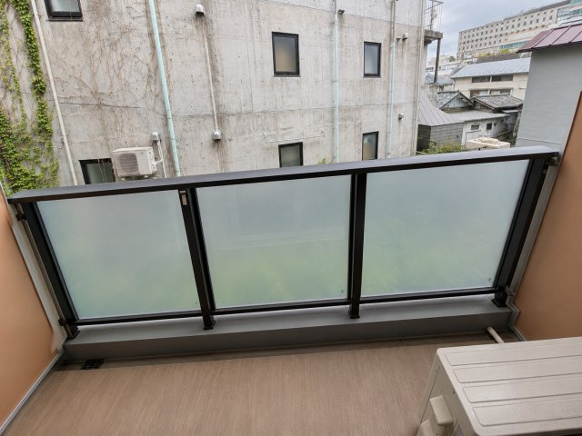 ハーモニーレジデンス新宿四谷のバルコニー