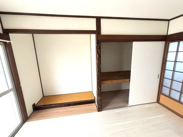 山中田貸家の収納
