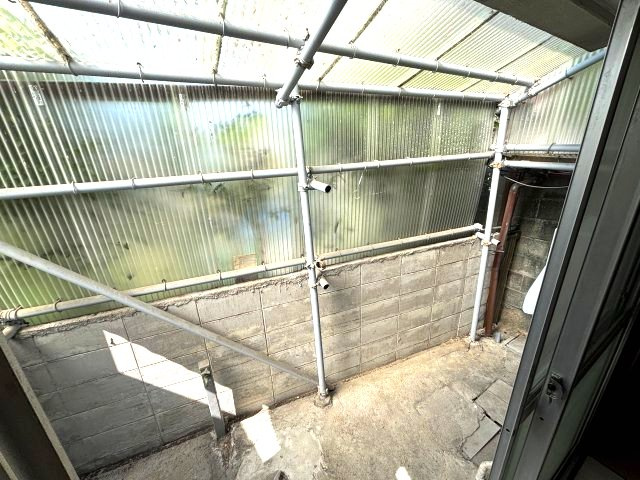 山中田貸家のバルコニー