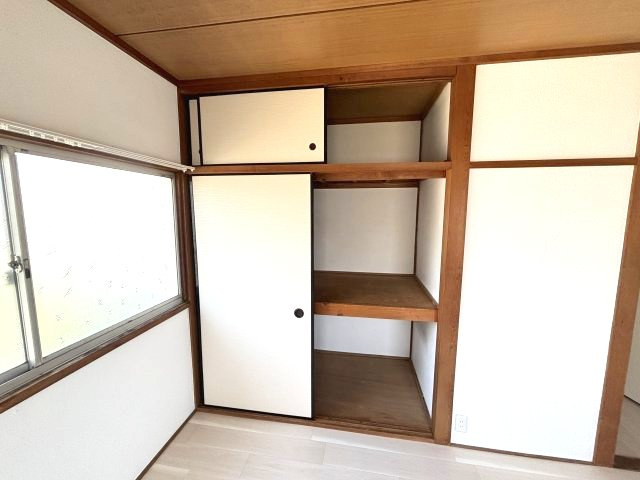 山中田貸家の収納