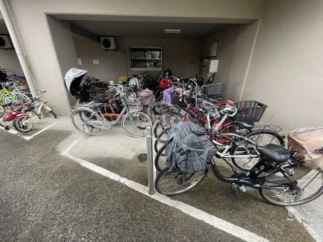 朝日プラザ長堀西のその他共用部分|朝日プラザ長堀西　駐輪場